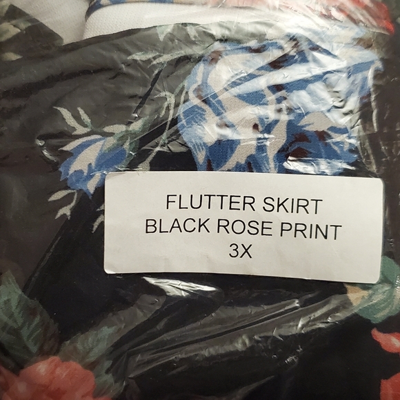 Vixen by Micheline Pitt Flutter Skirt in Vintage Floral Black Rose Print 3XL NWT - Picture 8 of 10